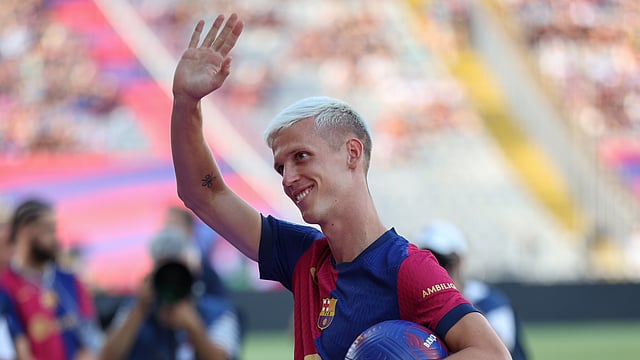 Dani Olmo's Agent Says Spain Star Will Stay At Barcelona Despite Registration Issue