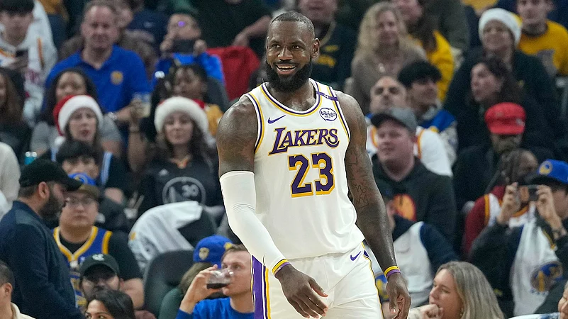 Los-Angeles-Lakers-Lebron-James