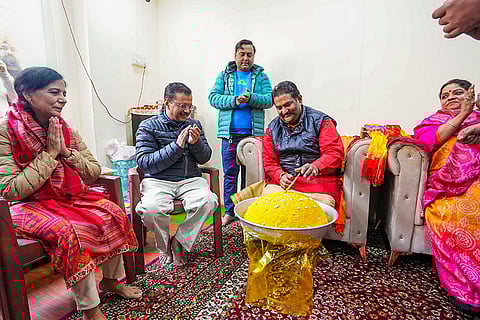 Kejriwal launches Pujari Granthi Samman Yojana