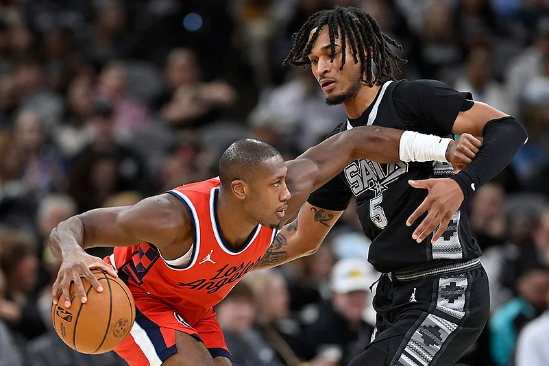 NBA Basketball: San Antonio Spurs vs Los Angeles Clippers
