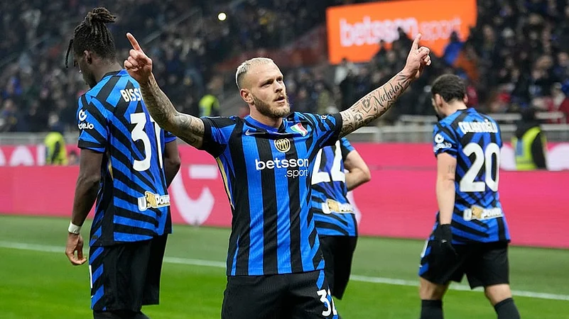 Italy Serie A 2024-25 soccer Inter Milan Vs Parma football Photo gallery: Federico Dimarco