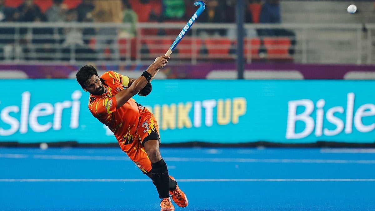 X/HockeyIndiaLeag : HIL 2024-25: Rupinder Pal Singh in action for the Bengal Tigers against Team Gonasika in Rourkela.