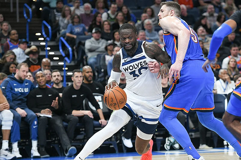 Basketball: Minnesota Timberwolves vs Oklahoma City Thunder