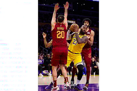Basketball: Los Angeles Lakers vs Cleveland Cavaliers
