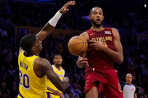 NBA Basketball Game: Los Angeles Lakers vs Cleveland Cavaliers