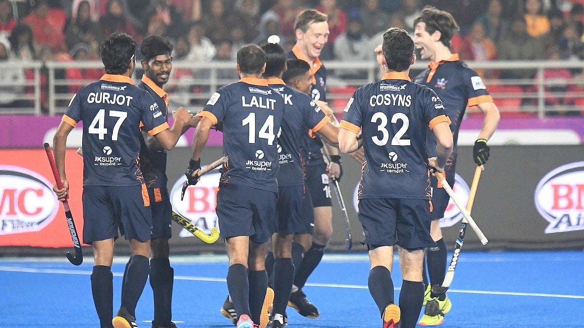 HI : UP Rudras celebrating their win against Soorma Hockey Club.