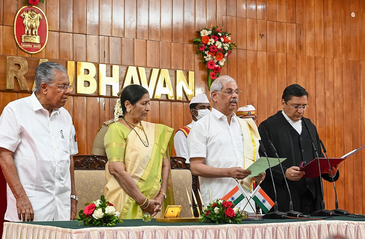 PTI : Rajendra Arlekar sworn in as Kerala Guv
