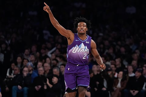 NBA 2024-25: Jazz's Collin Sexton (2) gestures to a teammate
