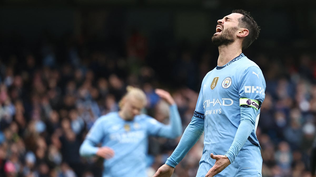 Bernardo Silva does not see a way back for Manchester City in the title race
