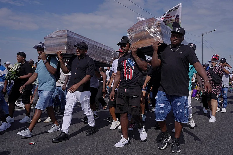 Guayaquil Four Tragedy Ecuador Missing Children photo gallery: