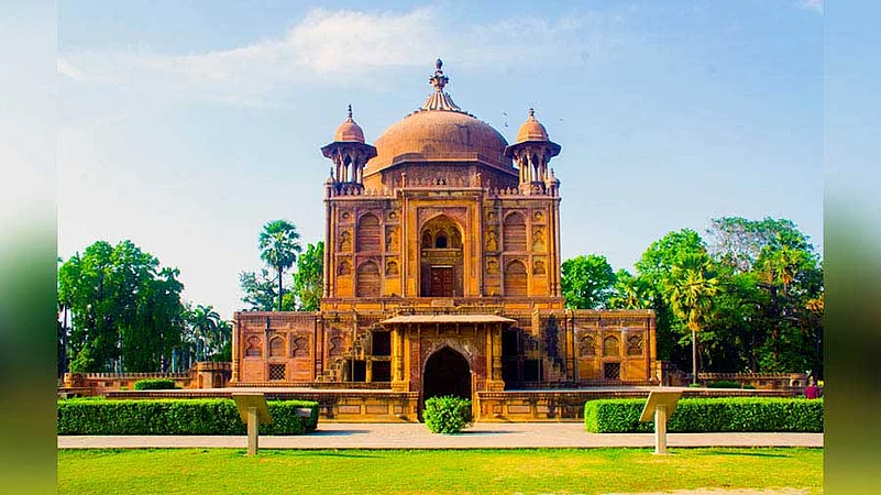 Khusro Bagh
