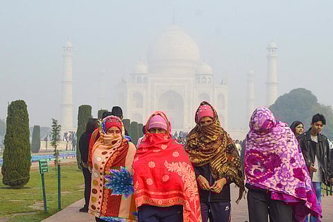 Weather: Cold winter morning in Agra