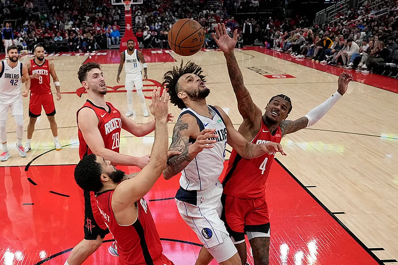 NBA basketball game Houston Rockets vs Dallas Mavericks match photos: Dereck Lively II