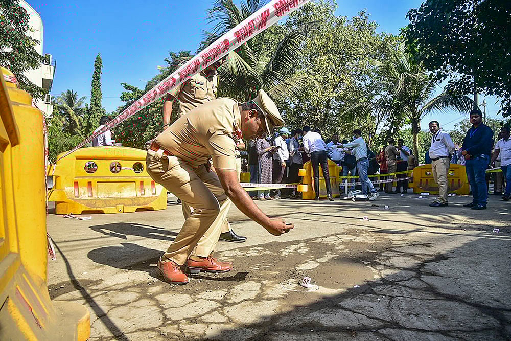 | Photo: PTI : Navi Mumbai firing incident