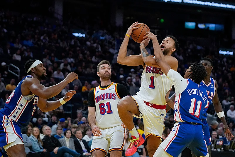 NBA basketball game Philadelphia 76ers vs Golden State Warriors match pics: Kyle Anderson