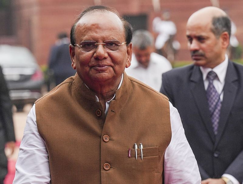 PTI : Delhi's LG accuses former CM Arvind Kejriwal of approving the demolition of 22 temples