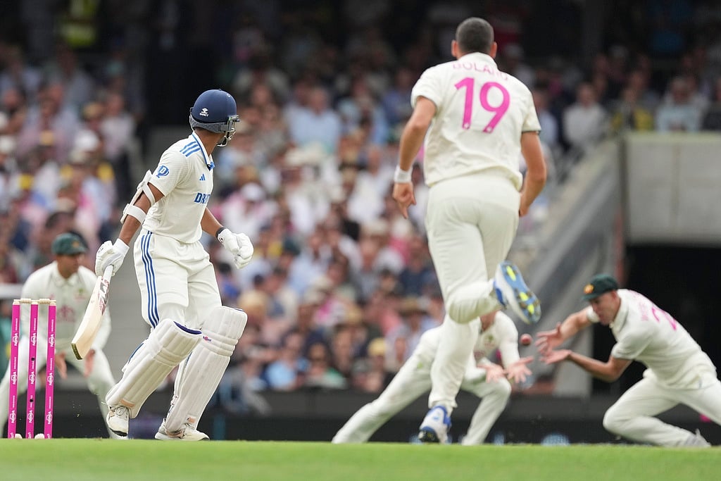 AP/Mark Baker : India Vs Australia, 5th Test Day 1 Live Score