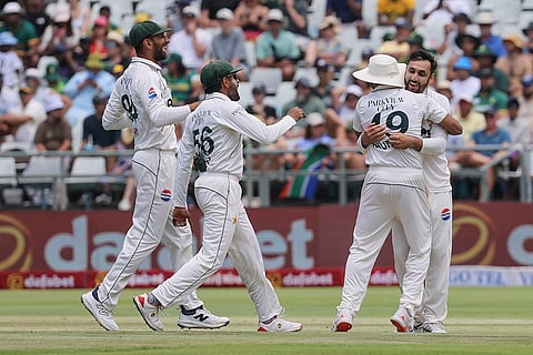 SA vs PAK 2nd test Day 1: Pakistan players celebrate the wicket of Tristan Stubbs