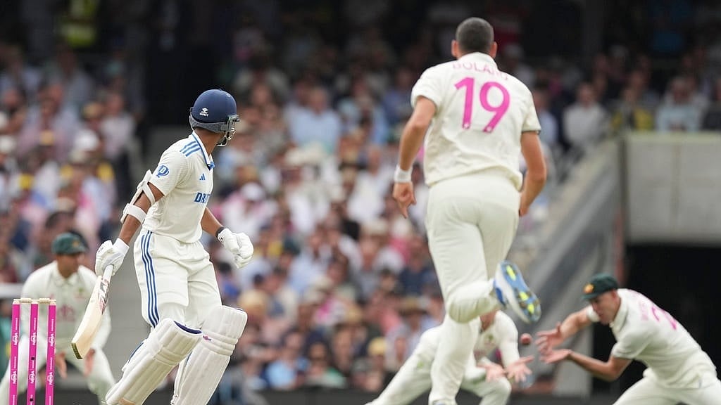 AP/Mark Baker : India Vs Australia, 5th Test Day 1 Live Score