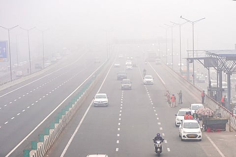 Weather: Fog in Delhi