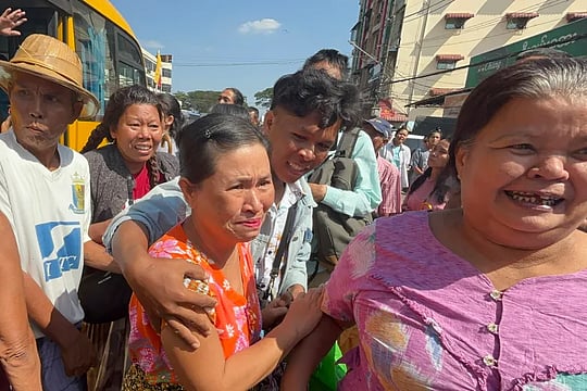 Myanmar Releases Thousands Of Prisoners To mark Independence Day