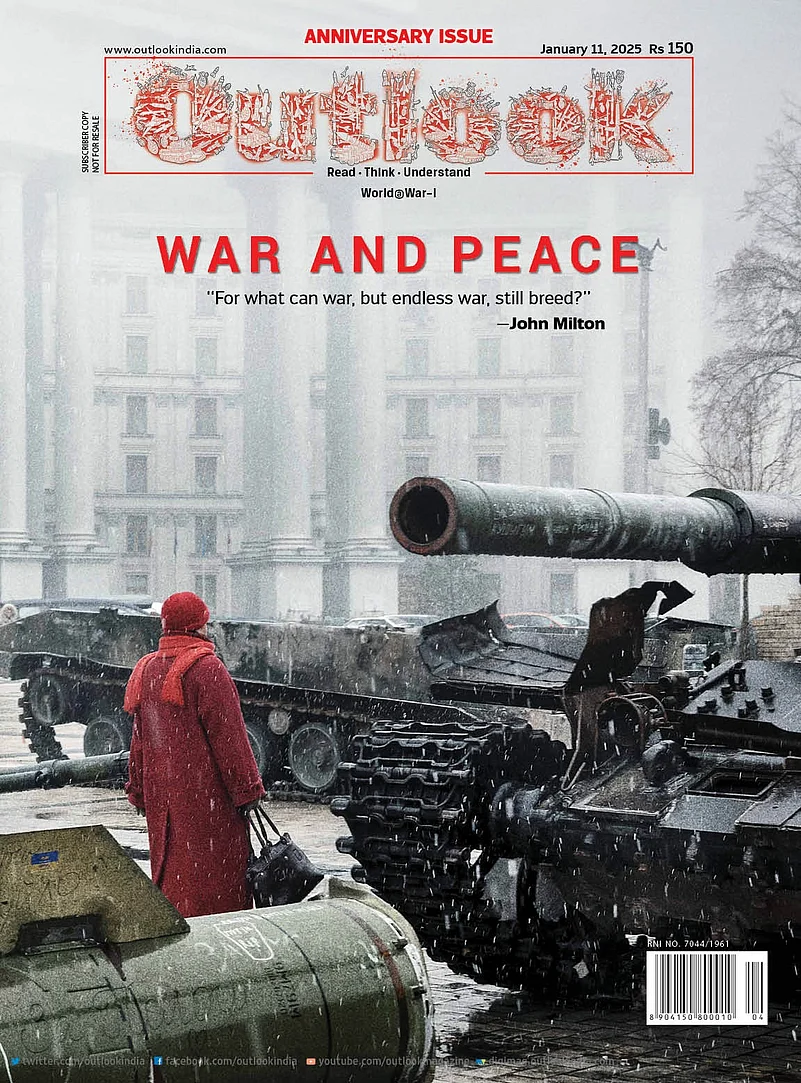 Photo on Cover by Carlo Cozzoli.