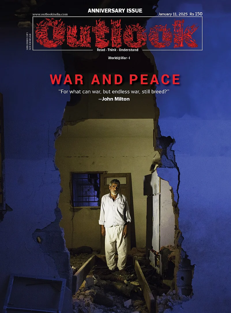 Photo on Cover by Carlo Cozzoli
