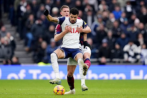 EPL 2024-25: Tottenham Hotspur's Dominic Solanke and Newcastle United's Sven Botman battle for the ball