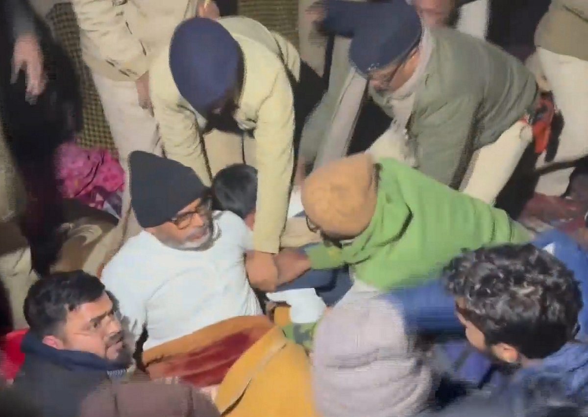 PTI : Jan Suraaj chief Prashant Kishor being detained by police personnel during his indefinite hunger strike on Jan 6, 2025.