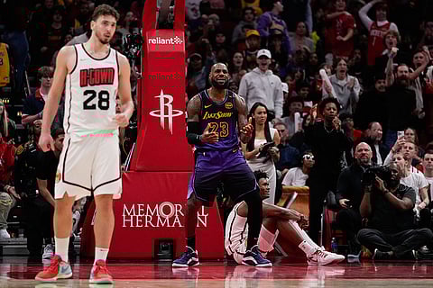 NBA Basketball: Houston Rockets vs Los Angeles Lakers
