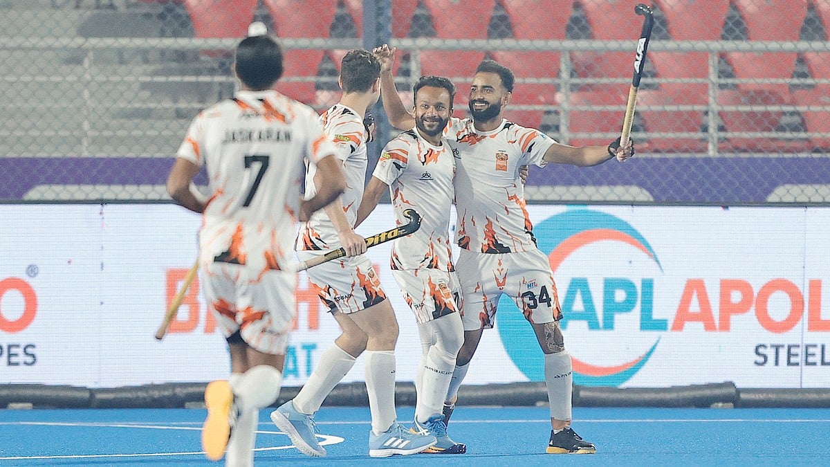 Shrachi Rarh Bengal Tigers in action at the Hockey India League.