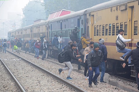 Weather: Fog in Kanpur