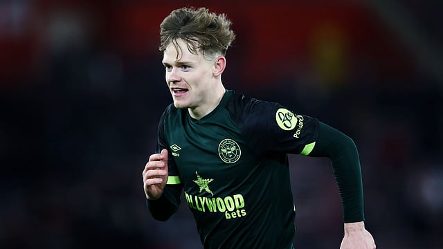 Keane Lewis-Potter Signs New Contract At Brentford, To Stay With Bees Until 2031