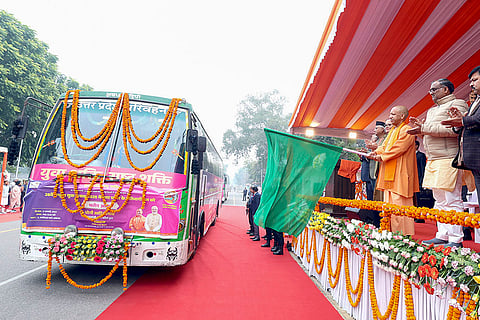 Yogi flags off UP Team for National Youth Festival 2025