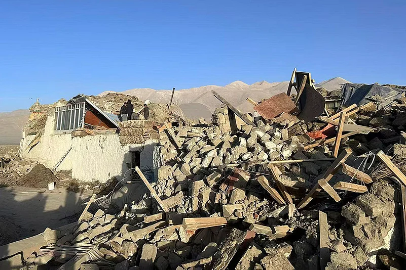 Aftermath of 7.1-Magnitude earthquake in China’s Tibet and Nepals Kathmandu pics: 4