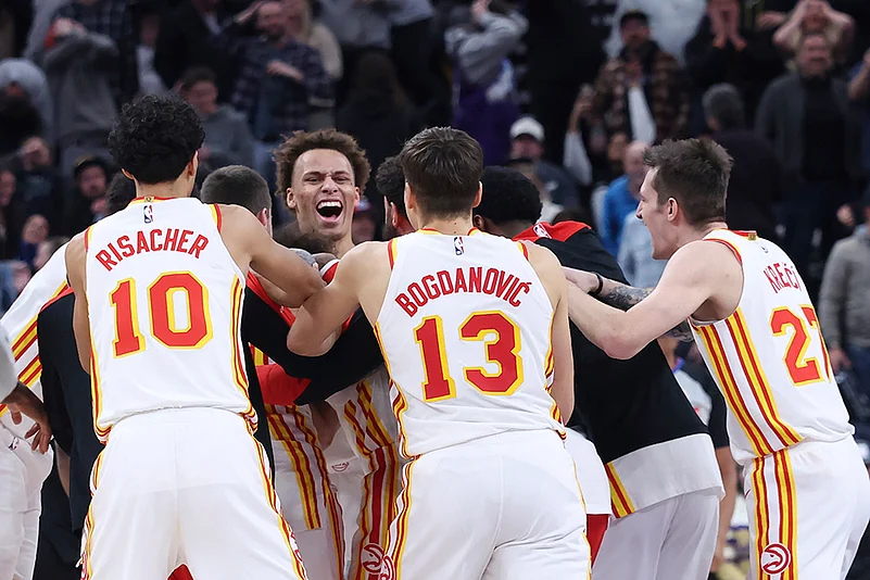 NBA Basketball game Atlanta Hawks vs Utah Jazz photos: 1
