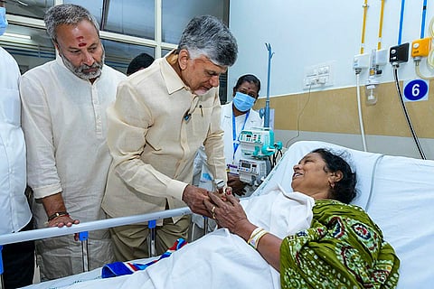 Tirupati stampede: N Chandrababu Naidu meets injured