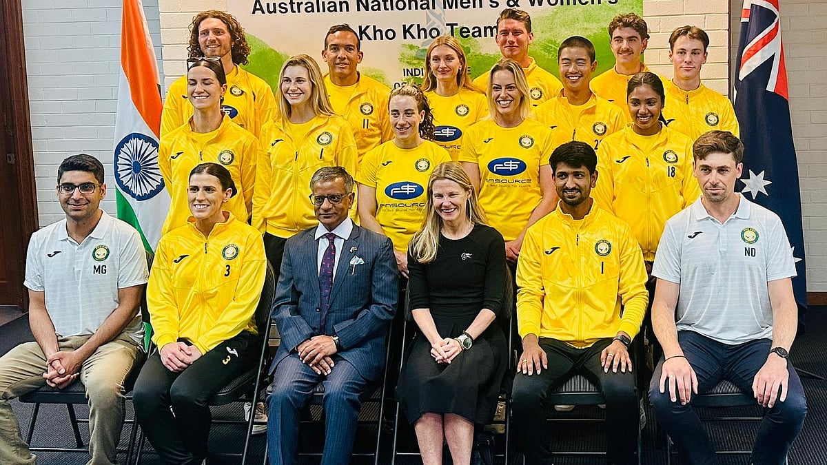 X/HCICanberra : The Australian men and women's Kho Kho team.