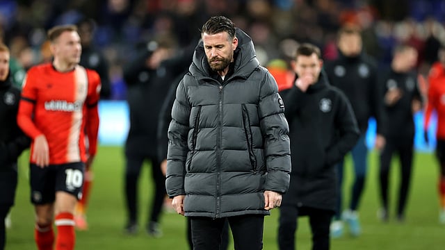 Rob Edwards Parts Ways With Luton Town After Four Consecutive Defeats