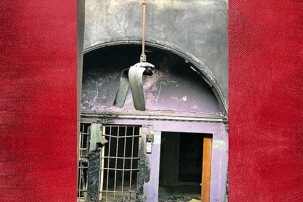 | Photo: Sinan Antoon : In a Burning World: A glimpse of Mosul, Iraq, after the 2019 battle to liberate it from the Islamic State 