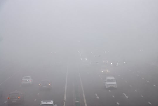 Dense Fog Alert: Zero Visibility In Parts Of Delhi NCR, Cold Wave Intensifies