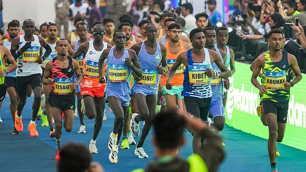 | Photo: PTI/Atul Yadav :  Marathon 