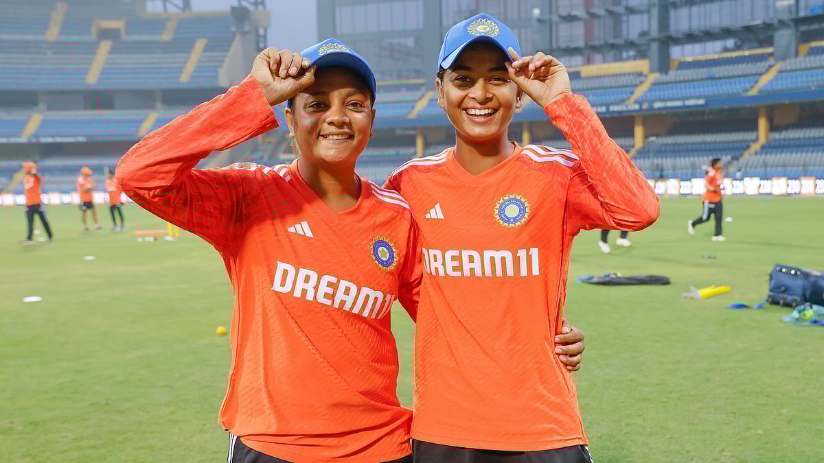 Photo: X | ICC : Saika Ishaque (L) with Shreyanka Patil.