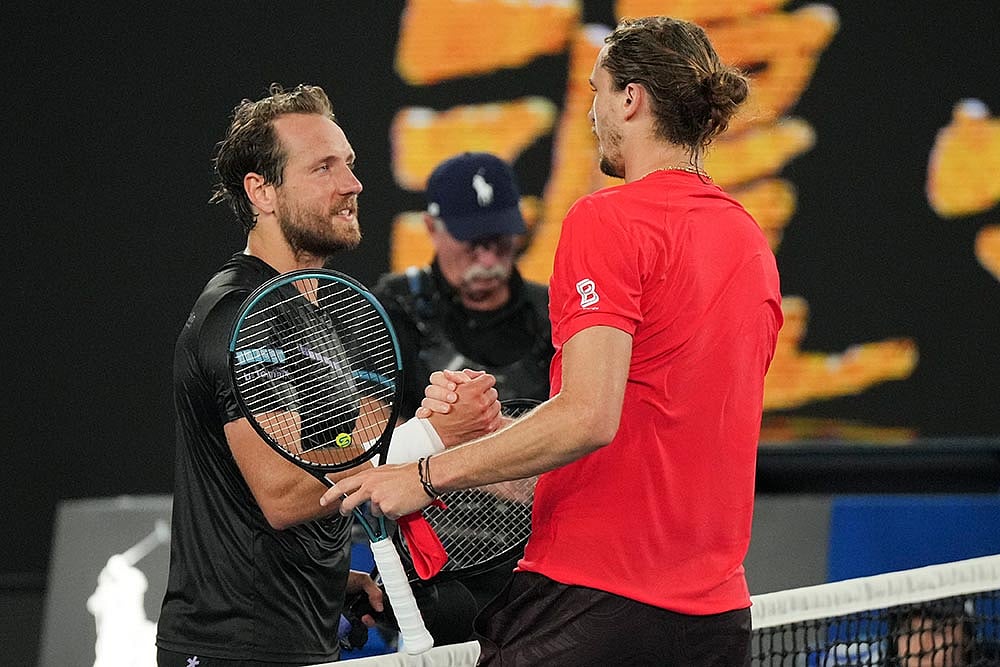 | Photo: AP/Vincent Thian : Australian Open: Alexander Zverev vs Lucas Pouille