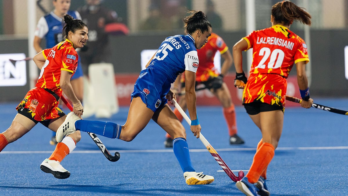 Hockey India League : Shrachi Rarh Bengal Tigers suffered a 1-4 defeat to Soorma Hockey Club in their opening match.