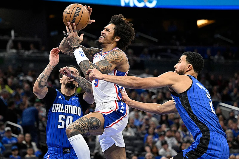 NBA 2024-25 basketball Orlando Magic vs Philadelphia 76ers pics: Kelly Oubre Jr.