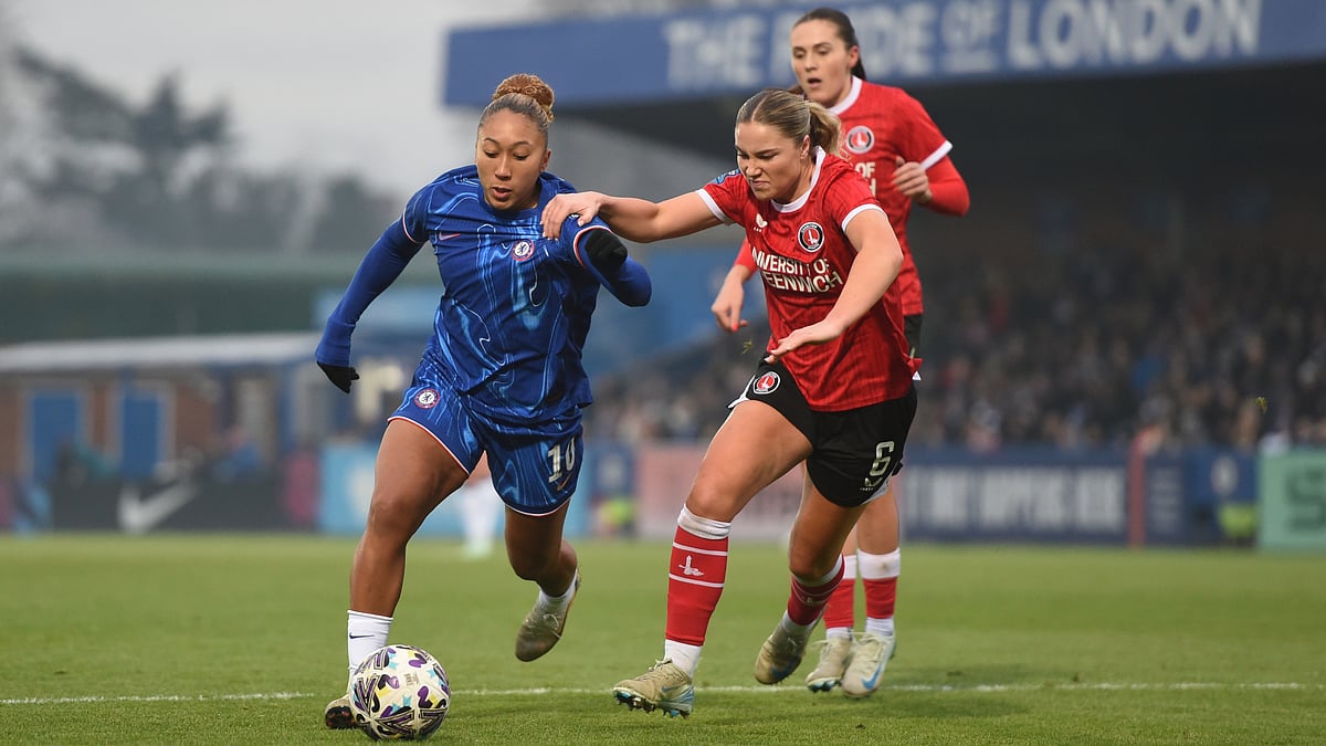 Lauren James in action against Charlton