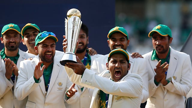 ICC Champions Trophy 2025: Pakistan's Legendary Cricketer Wasim Akram Unveils 'White Jackets'