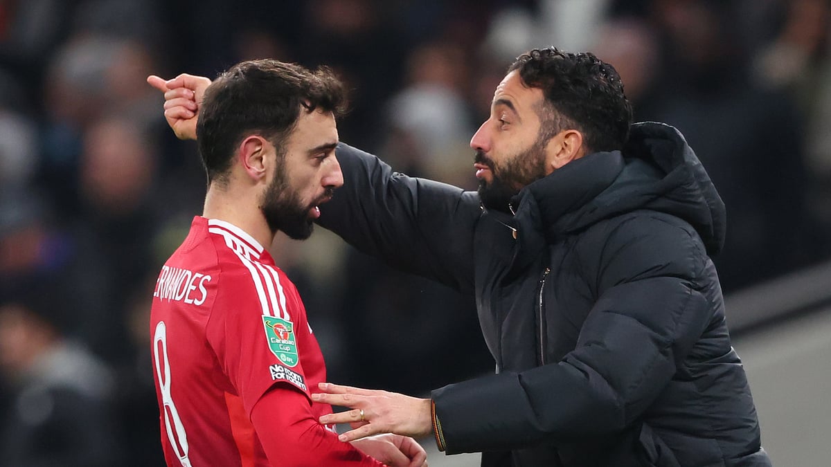 Bruno Fernandes and Ruben Amorim during Manchester United's EFL Cup clash against Tottenham - null