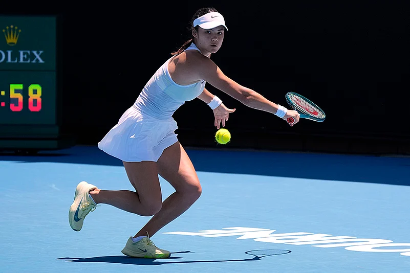 Australian Open tennis Championship photo-Emma Raducanu vs Ekaterina Alexandrova- 2